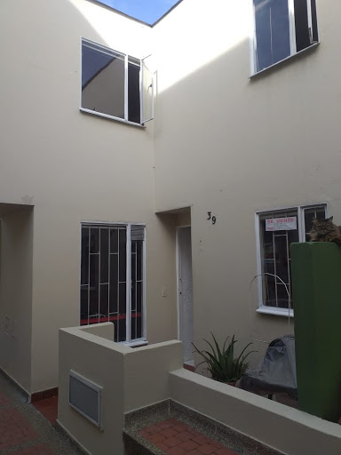 Casa en venta en San Jose De Bavaria, Bogotá · foto 14 de 21