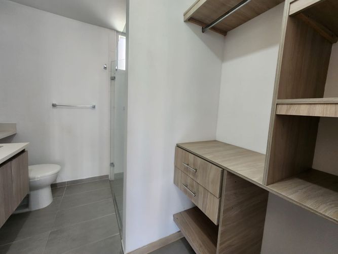 Apartamento de 3 alcobas en venta en Bello, 88 m² · foto 9 de 11