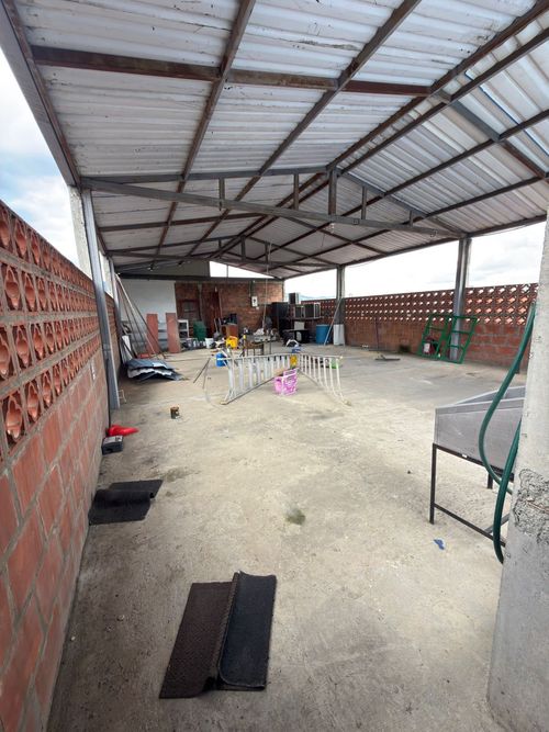 Edificio en venta en Colseguros, Cali, 240 m² · foto 14 de 23