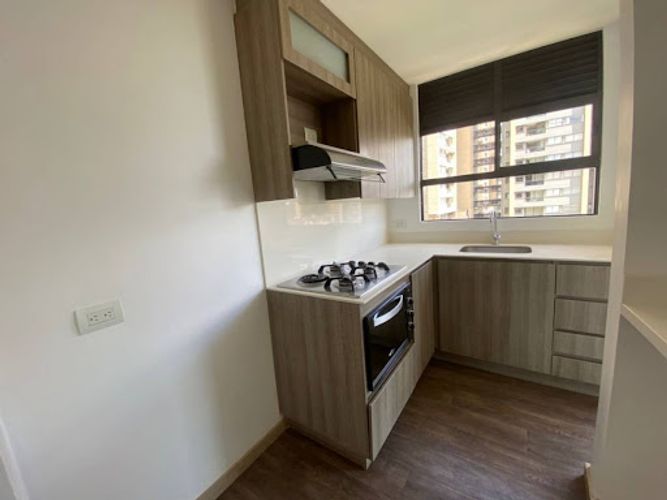 Apartamento de 2 alcobas en arriendo en Barro Blanco, Rionegro, 67 m² · foto 2 de 15