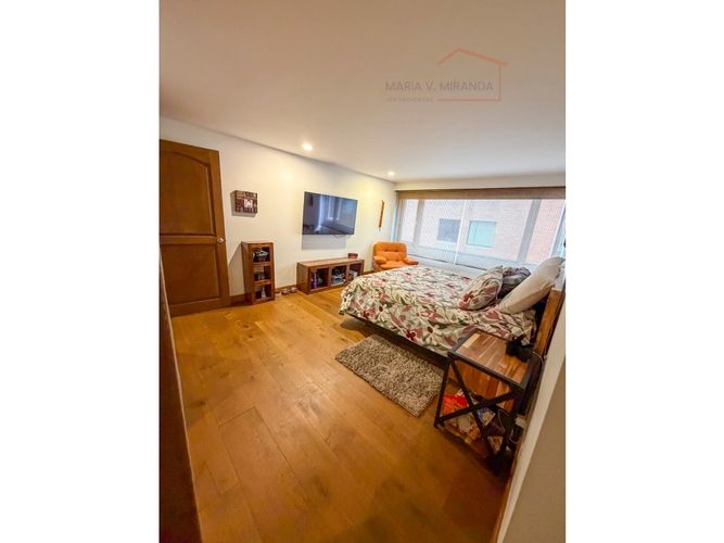 Apartamento de 2 alcobas en venta en Los Rosales, Bogotá, 158 m² · foto 23 de 24