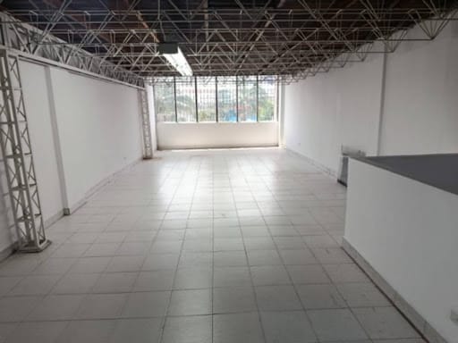 Bodega en arriendo en El Rodeo, Medellín, 218 m² · foto 6 de 12