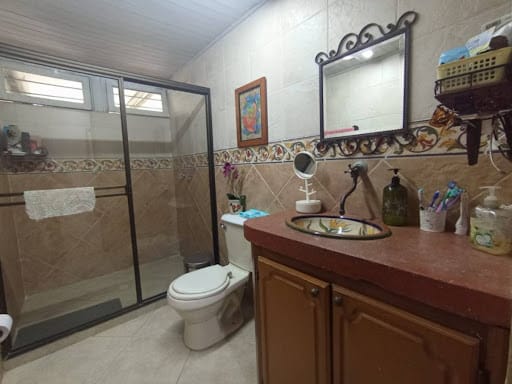 Casa en arriendo en Las Lomitas, Sabaneta, 380 m² · foto 12 de 24