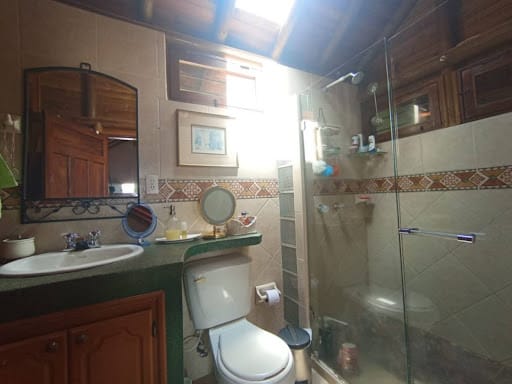 Casa en arriendo en Las Lomitas, Sabaneta, 380 m² · foto 17 de 24