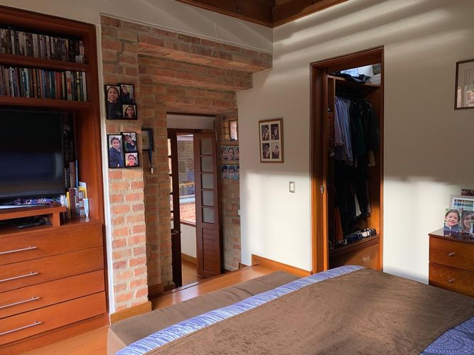 Casa de 4 alcobas en venta en San Jose De Bavaria, Bogotá, 263 m² · foto 23 de 24