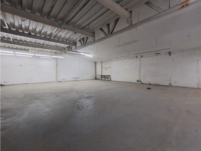 Bodega en venta en La Pradera, Dosquebradas, 750 m² · foto 3 de 7