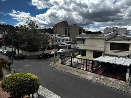 Apartamento en venta en Las Villas, Bogotá · foto 4 de 24