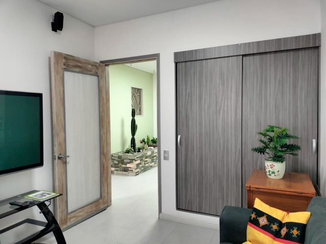 Apartamento de 3 alcobas en venta en El Poblado, Medellín, 207 m² · foto 3 de 20