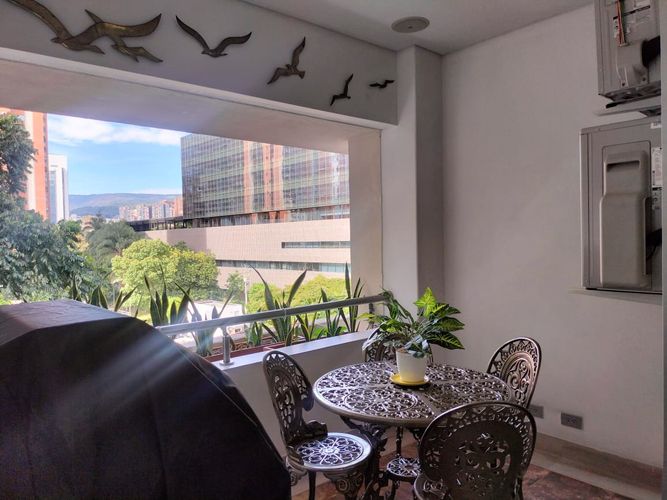 Apartamento de 3 alcobas en venta en El Poblado, Medellín, 207 m² · foto 20 de 20