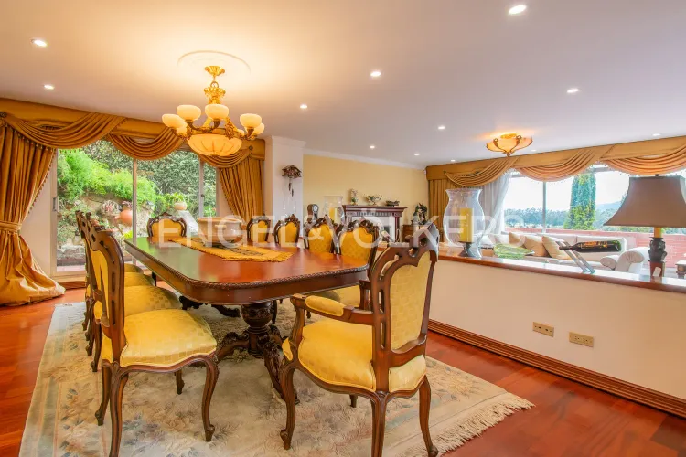 Casa de 6 alcobas en venta en Aposentos, Sopó, 632 m² · foto 4 de 20