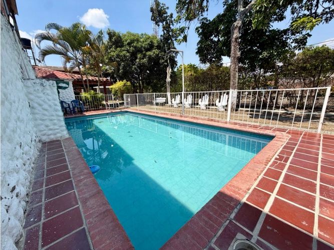 Casa de 6 alcobas en venta en Rozo, Palmira, 600 m² · foto 2 de 22