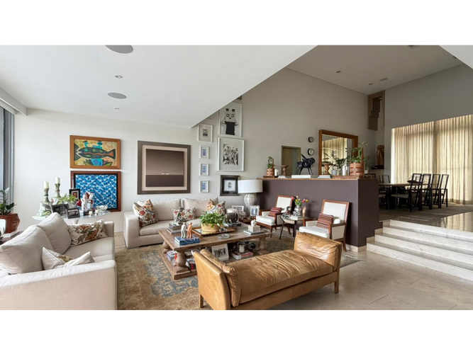 Casa de 4 alcobas en venta en Lagos Del Caujaral, Atlántico, 683 m² · foto 2 de 24