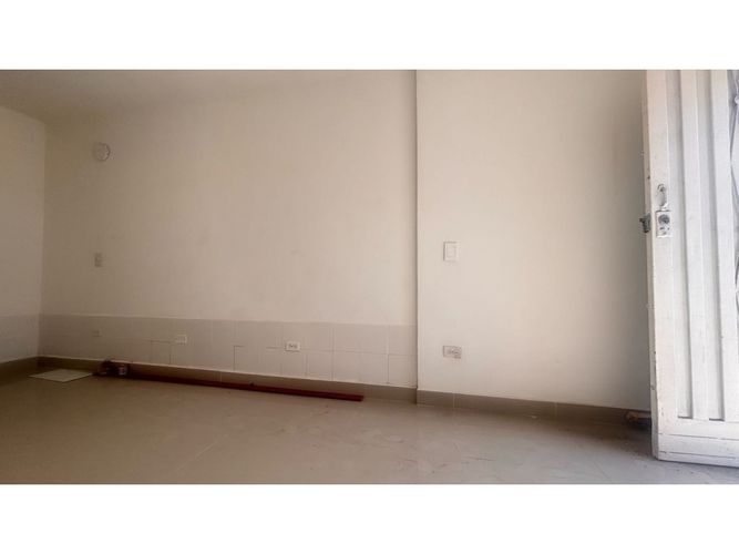 Local en arriendo en Campo Amor, Medellín, 14 m² · foto 7 de 7