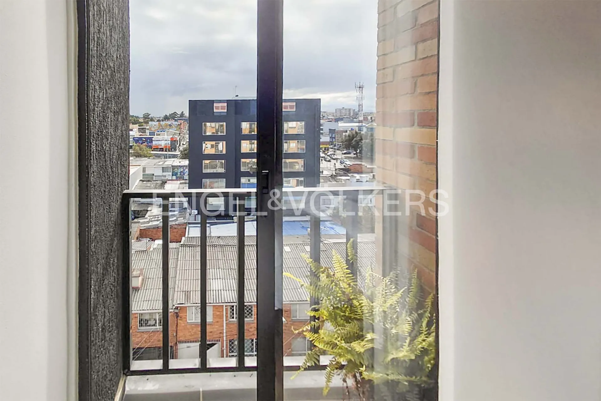 Apartamento en venta en La Castellana, Bogotá · foto 5 de 13