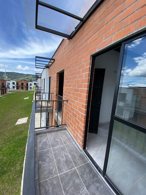 Casa de 2 alcobas en venta en Campo Alegre, El Carmen de Viboral, 55 m² · foto 9 de 9