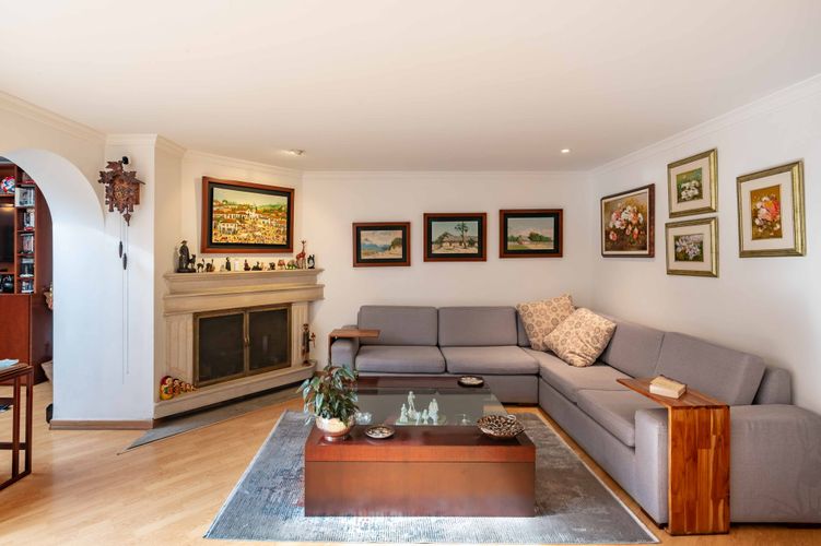 Apartamento de 4 alcobas en venta en Chicó Navarra, Bogotá, 184 m² · foto 6 de 20