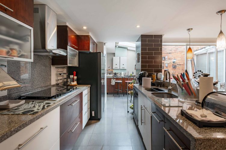 Apartamento de 4 alcobas en venta en Chicó Navarra, Bogotá, 184 m² · foto 11 de 20