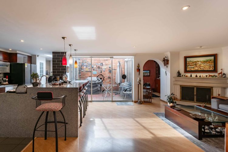 Apartamento de 4 alcobas en venta en Chicó Navarra, Bogotá, 184 m² · foto 14 de 20