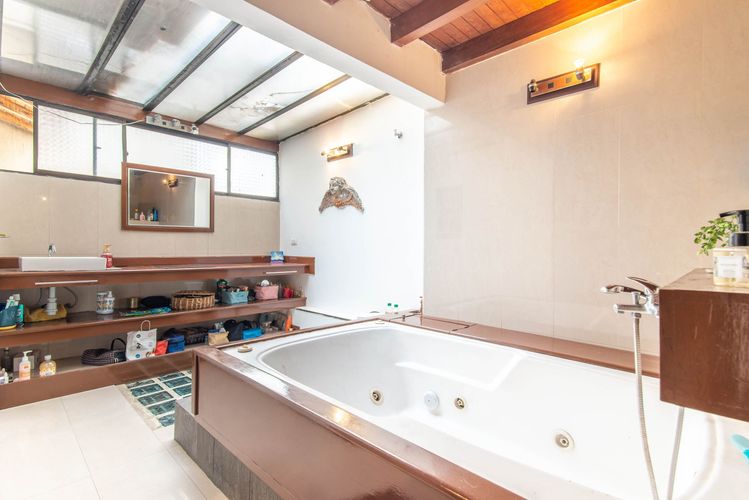 Apartamento de 4 alcobas en venta en Chico Norte, Bogotá, 238 m² · foto 15 de 20