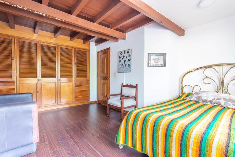 Apartamento de 4 alcobas en venta en Chico Norte, Bogotá, 238 m² · foto 16 de 20