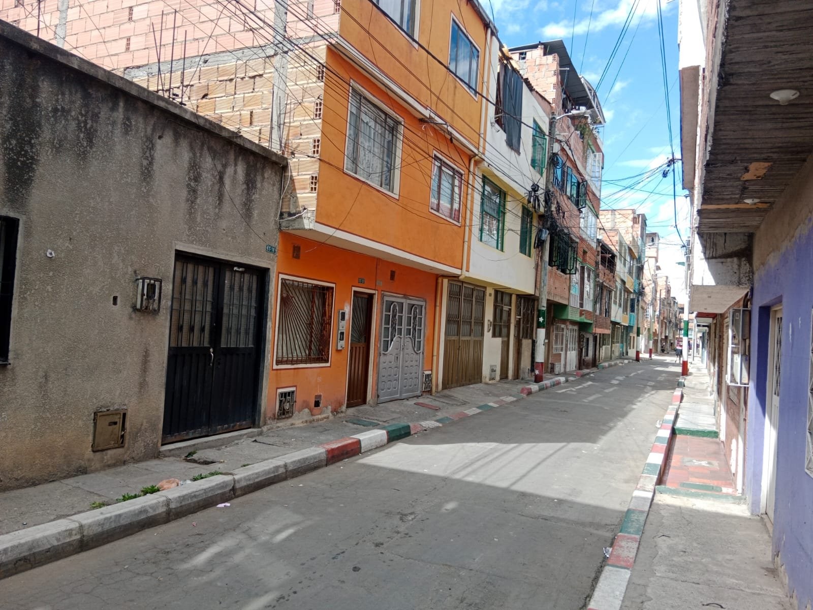 Casa en venta en El Amparo, Bogotá · foto 6 de 9