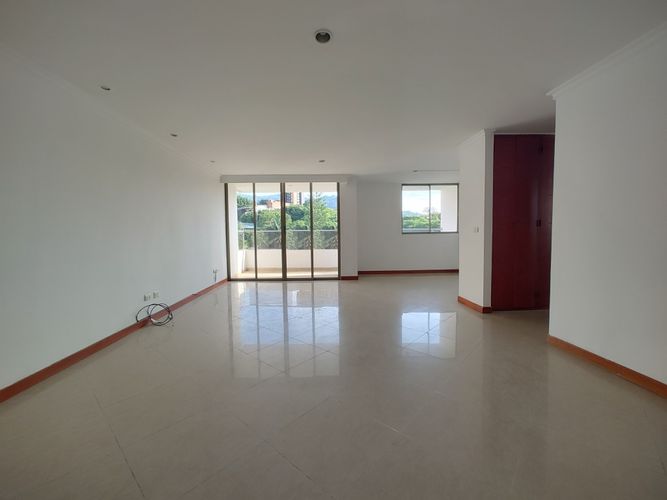 Apartamento de 3 alcobas en venta en La Abadia, Envigado, 113 m² · foto 2 de 18