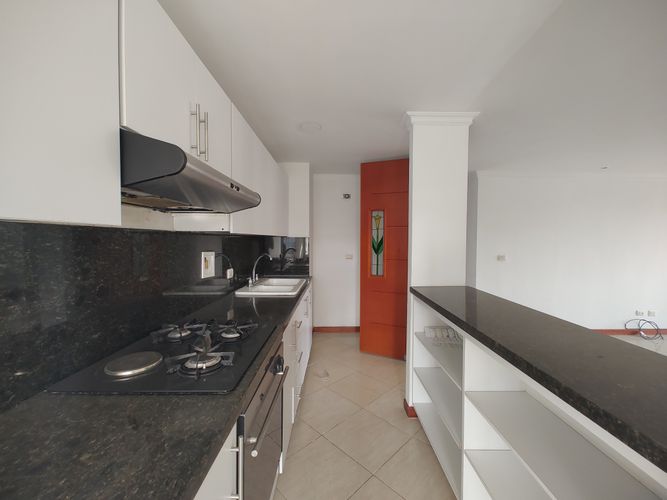 Apartamento de 3 alcobas en venta en La Abadia, Envigado, 113 m² · foto 6 de 18