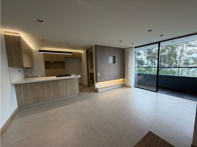 Apartamento de 3 alcobas en arriendo en Vía Las Palmas, Medellín, 79 m² · foto 5 de 24