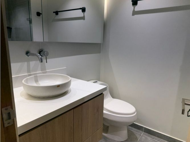 Apartamento de 3 alcobas en arriendo en Vía Las Palmas, Medellín, 79 m² · foto 18 de 24