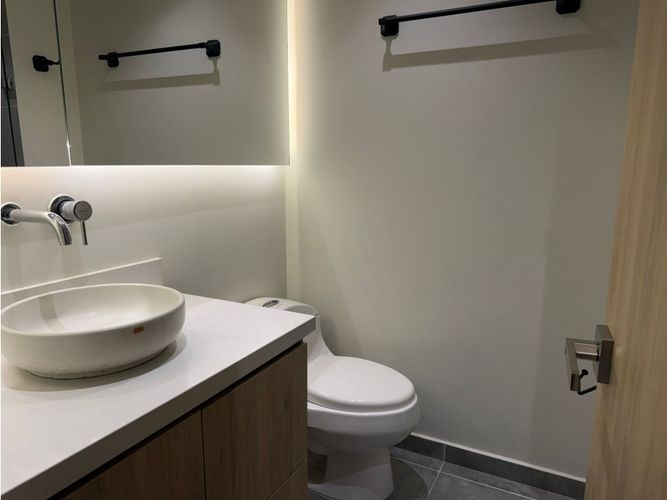 Apartamento de 3 alcobas en arriendo en Vía Las Palmas, Medellín, 79 m² · foto 19 de 24