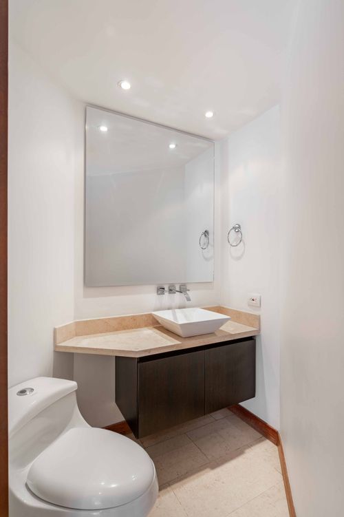 Apartamento de 3 alcobas en venta en Santa Paula, Bogotá, 138 m² · foto 8 de 17