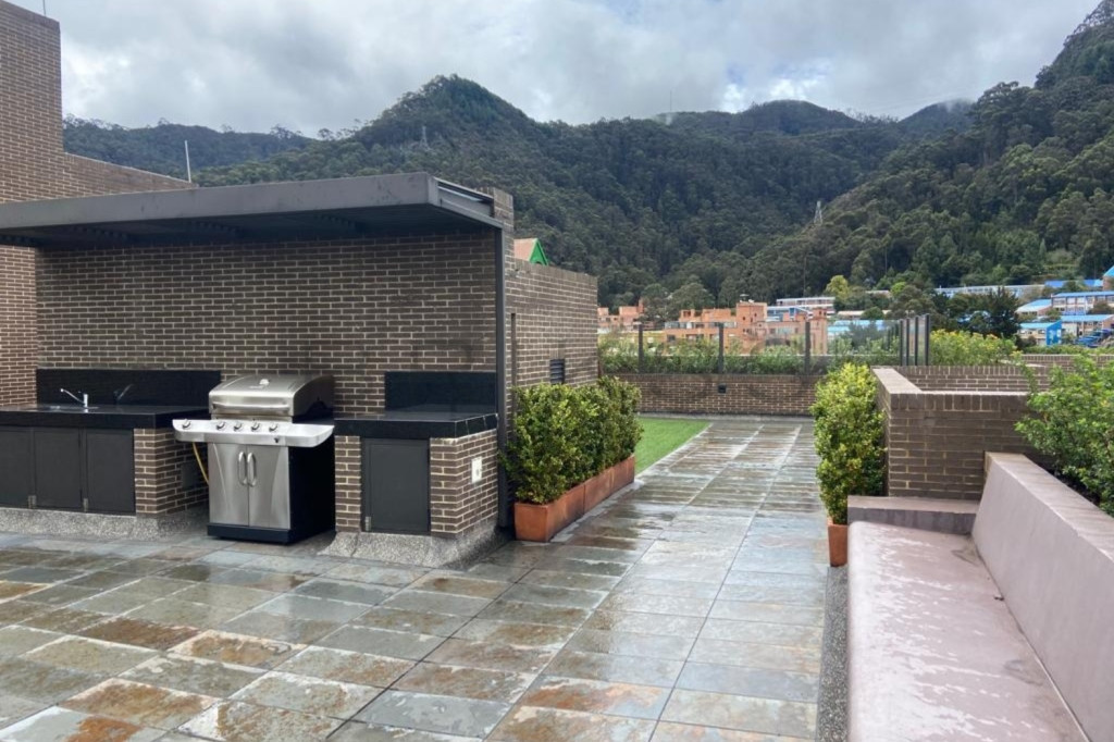 Apartamento en venta en Los Rosales, Bogotá · foto 15 de 17