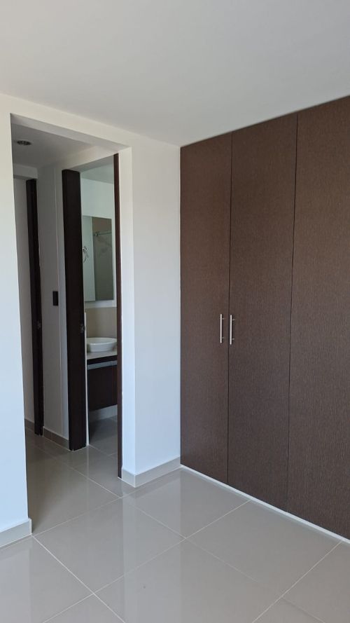 Apartamento de 3 alcobas en venta en La Floresta, Los Patios, 76 m² · foto 9 de 24