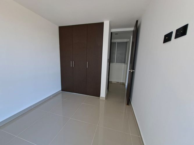 Apartamento de 3 alcobas en venta en La Floresta, Los Patios, 76 m² · foto 11 de 24
