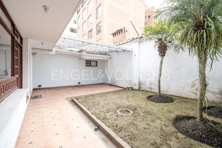Casa de 4 alcobas en venta en Santa Barbara Central, Bogotá, 391 m² · foto 16 de 18