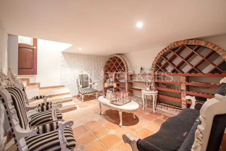 Casa de 4 alcobas en venta en Santa Barbara Central, Bogotá, 391 m² · foto 15 de 18
