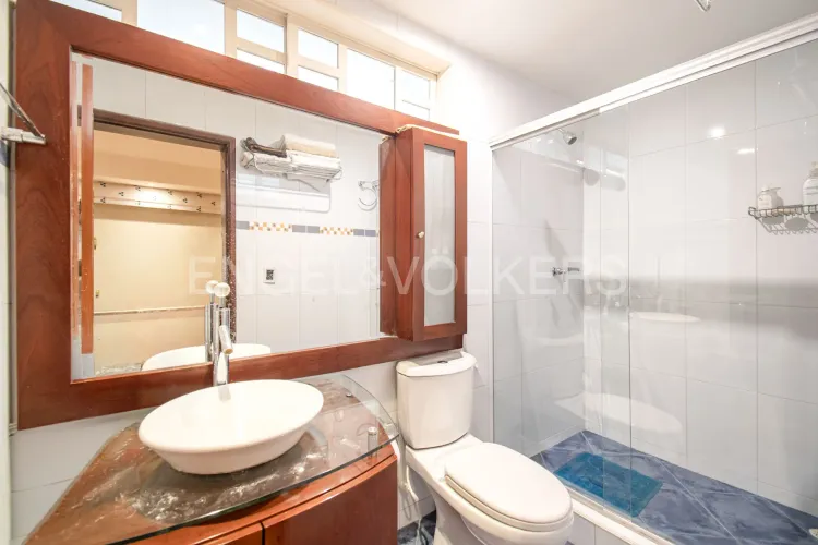 Casa de 4 alcobas en venta en Santa Barbara Central, Bogotá, 391 m² · foto 13 de 18