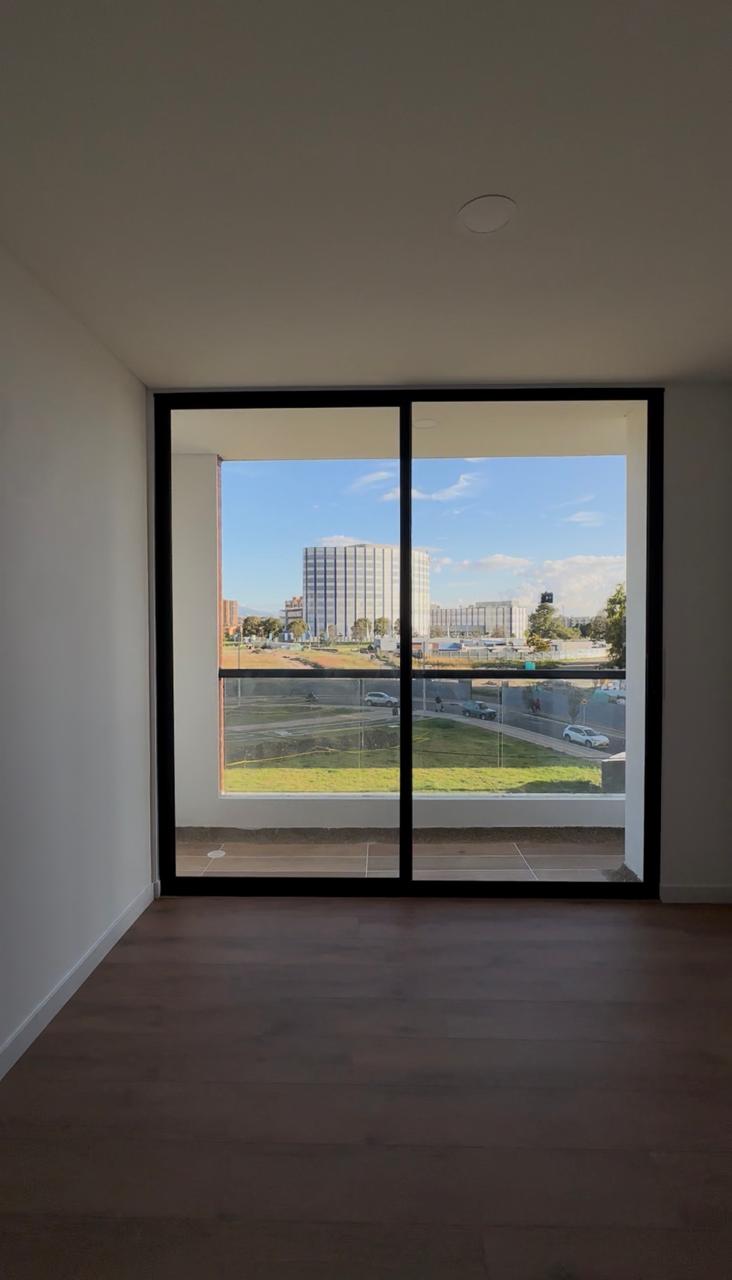 Apartamento en arriendo en Alameda, Bogotá · foto 3 de 17