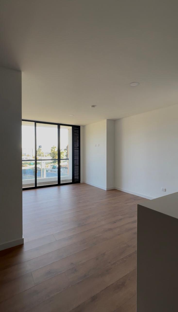 Apartamento en arriendo en Alameda, Bogotá · foto 5 de 17