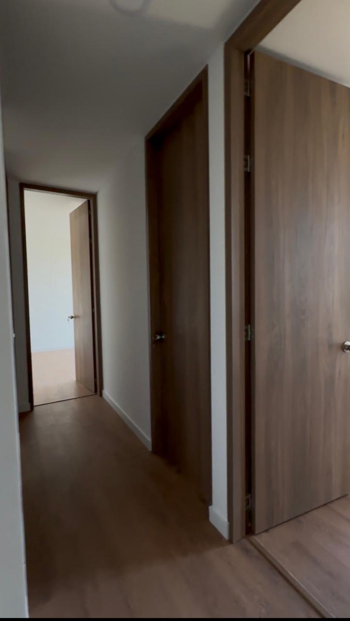 Apartamento en arriendo en Alameda, Bogotá · foto 10 de 17
