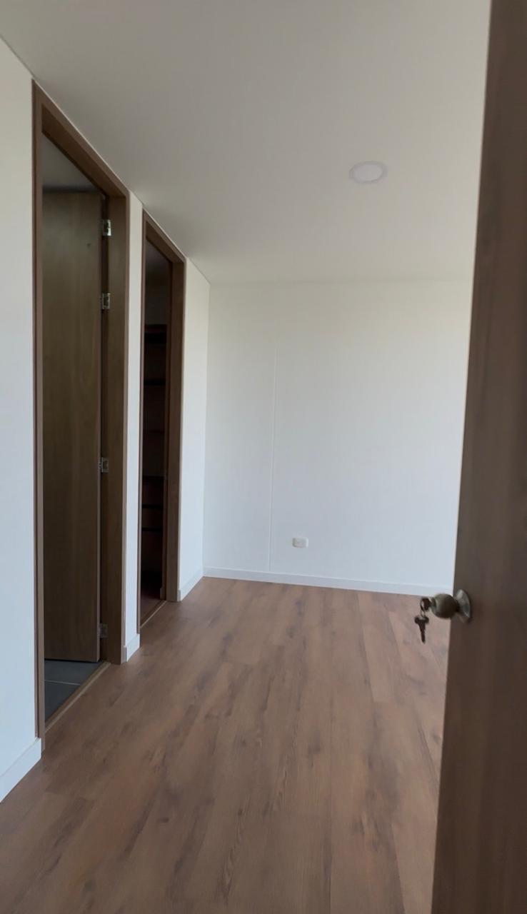 Apartamento en arriendo en Alameda, Bogotá · foto 16 de 17