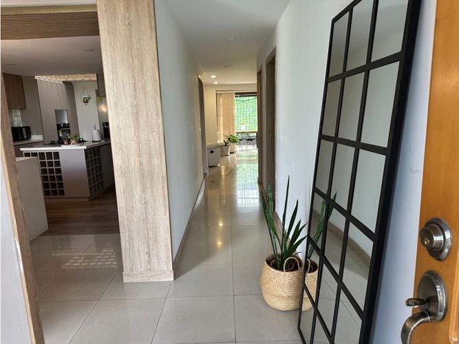 Casa de 4 alcobas en venta en Fundadores, Armenia, 240 m² · foto 4 de 24