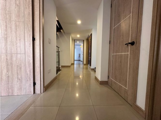 Casa de 4 alcobas en venta en Fundadores, Armenia, 240 m² · foto 20 de 24