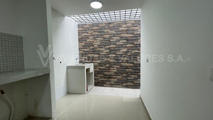 Casa de 3 alcobas en venta en Chaparral, Los Patios, 68 m² · foto 8 de 12