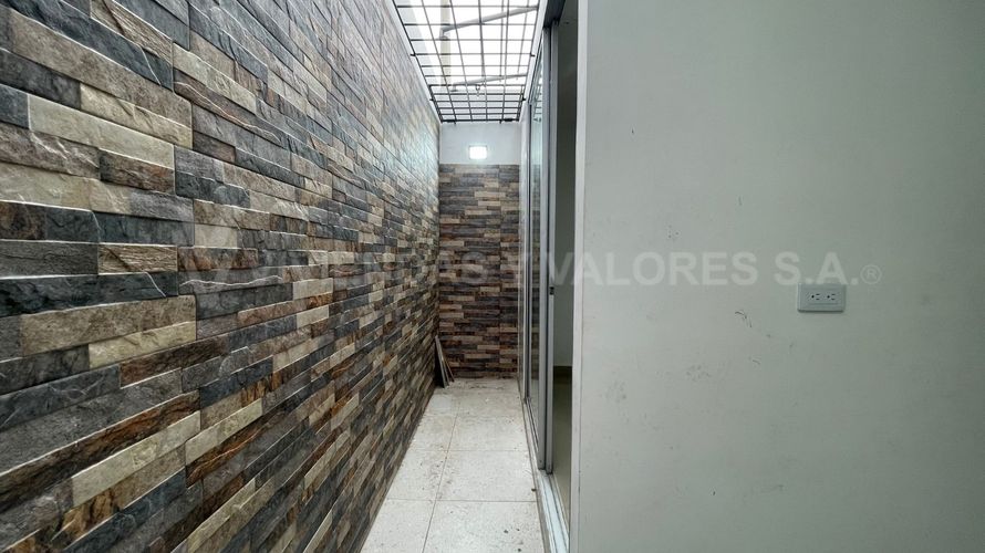 Casa de 3 alcobas en venta en Chaparral, Los Patios, 68 m² · foto 7 de 12