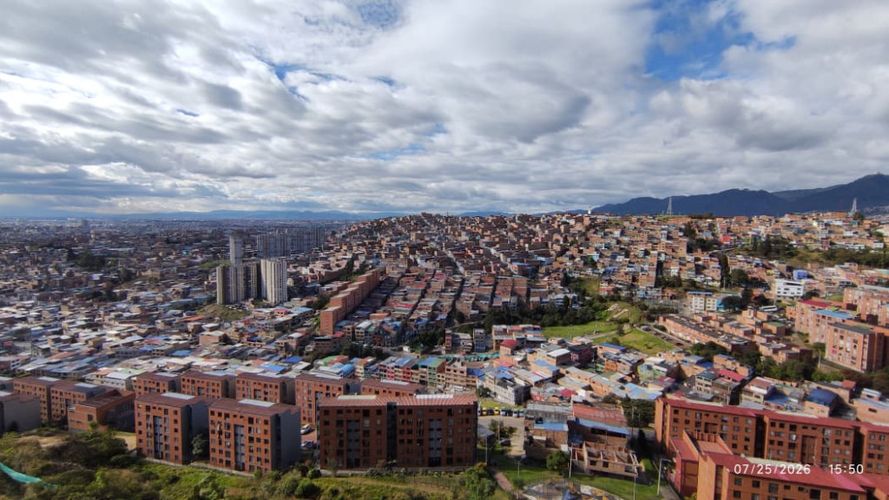 Apartamento de 3 alcobas en arriendo en Villa Gladys, Bogotá, 50 m² · foto 2 de 24