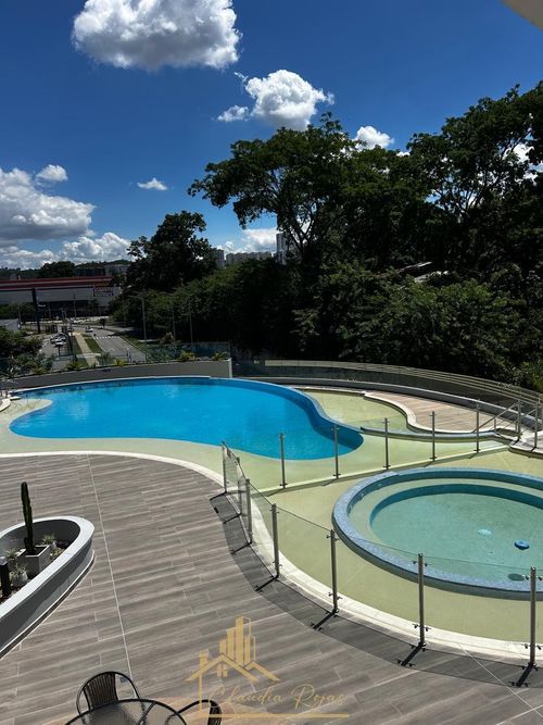 Apartamento de 3 alcobas en venta en Cañaveral, Floridablanca, 116 m² · foto 2 de 12