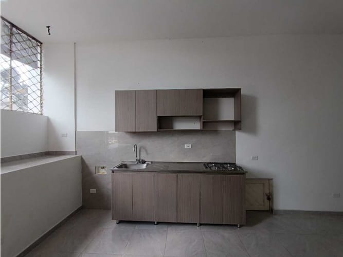 Local en arriendo en Avenida Santander, Manizales, 32 m² · foto 2 de 9