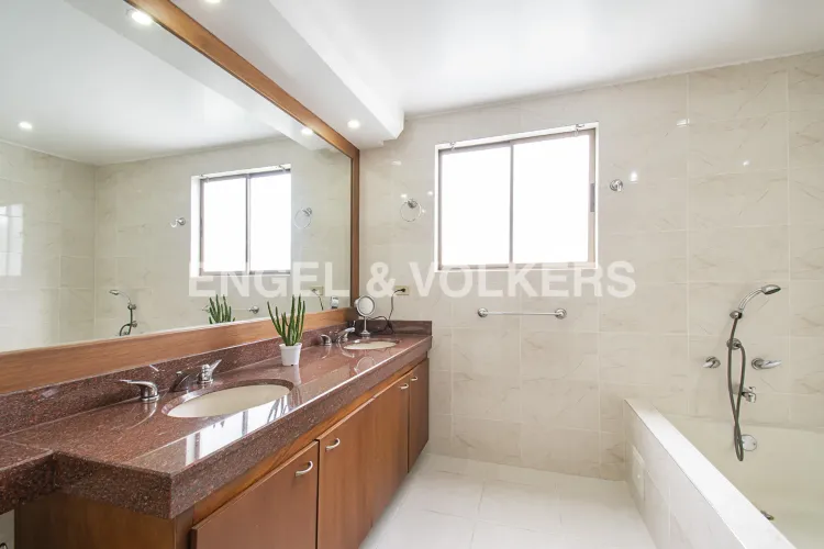 Casa de 3 alcobas en venta en Guaymaral, Bogotá, 312 m² · foto 11 de 19