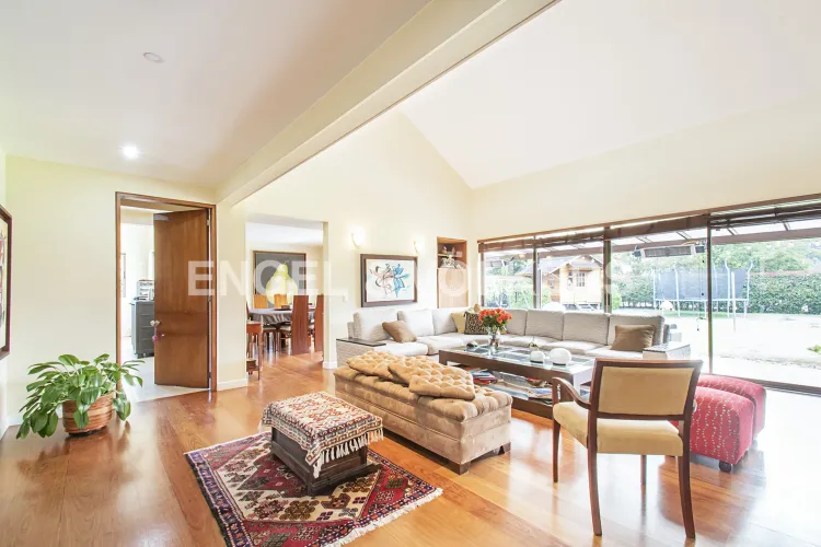 Casa de 3 alcobas en venta en Guaymaral, Bogotá, 312 m² · foto 3 de 19